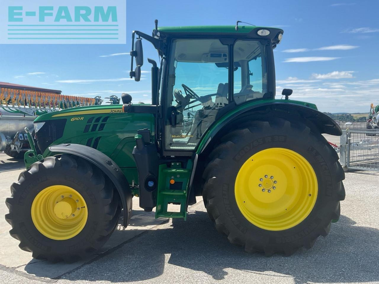 John Deere 6110R - Tracteur agricole: photos 2 John Deere 6110R - Tracteur agricole: photos 2