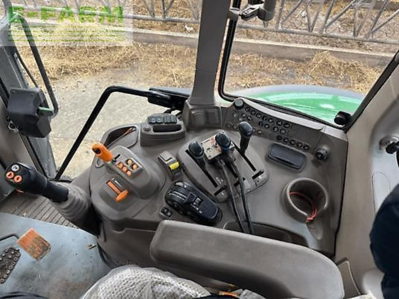 Tracteur agricole John Deere 6120m: photos 6