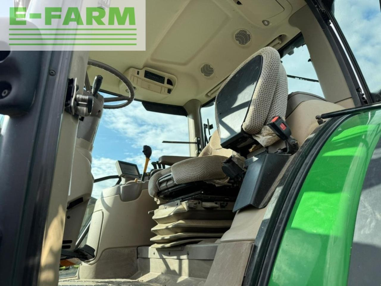 Tracteur agricole John Deere 6145 r autoquad: photos 6