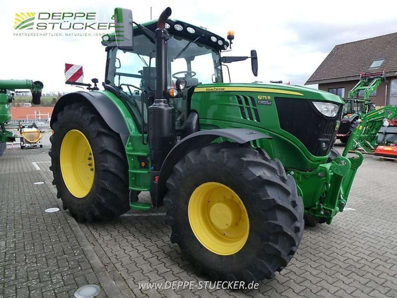 John Deere 6175r commandpro - Tracteur agricole: photos 3 John Deere 6175r commandpro - Tracteur agricole: photos 3