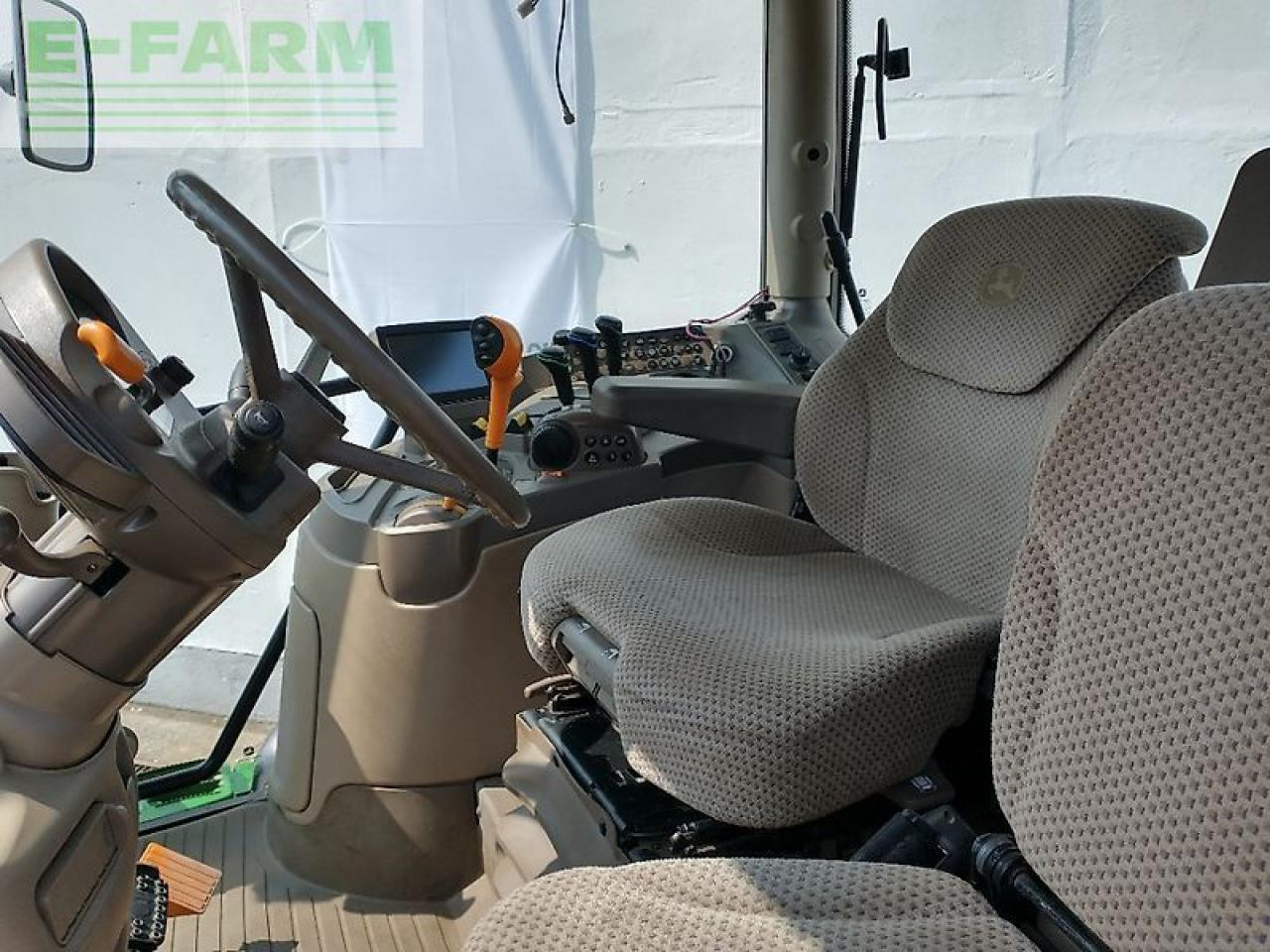 Tracteur agricole John Deere 6175r my16 aq 40: photos 12