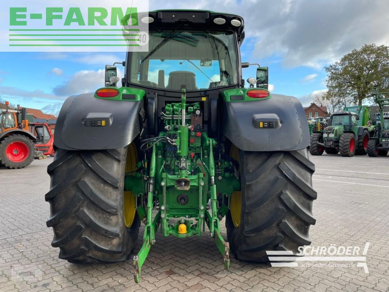 John Deere 6215 r ultimate - Tracteur agricole: photos 3 John Deere 6215 r ultimate - Tracteur agricole: photos 3