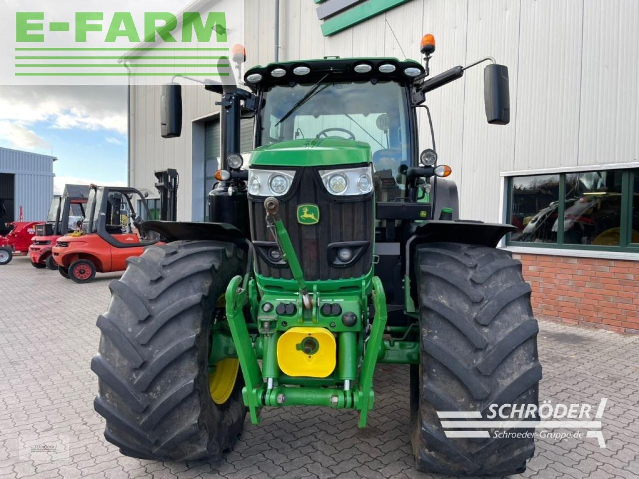 John Deere 6215 r ultimate - Tracteur agricole: photos 5 John Deere 6215 r ultimate - Tracteur agricole: photos 5