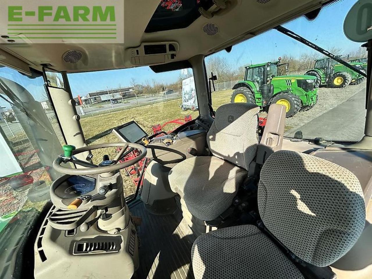 John Deere 6215r - Tracteur agricole: photos 4 John Deere 6215r - Tracteur agricole: photos 4