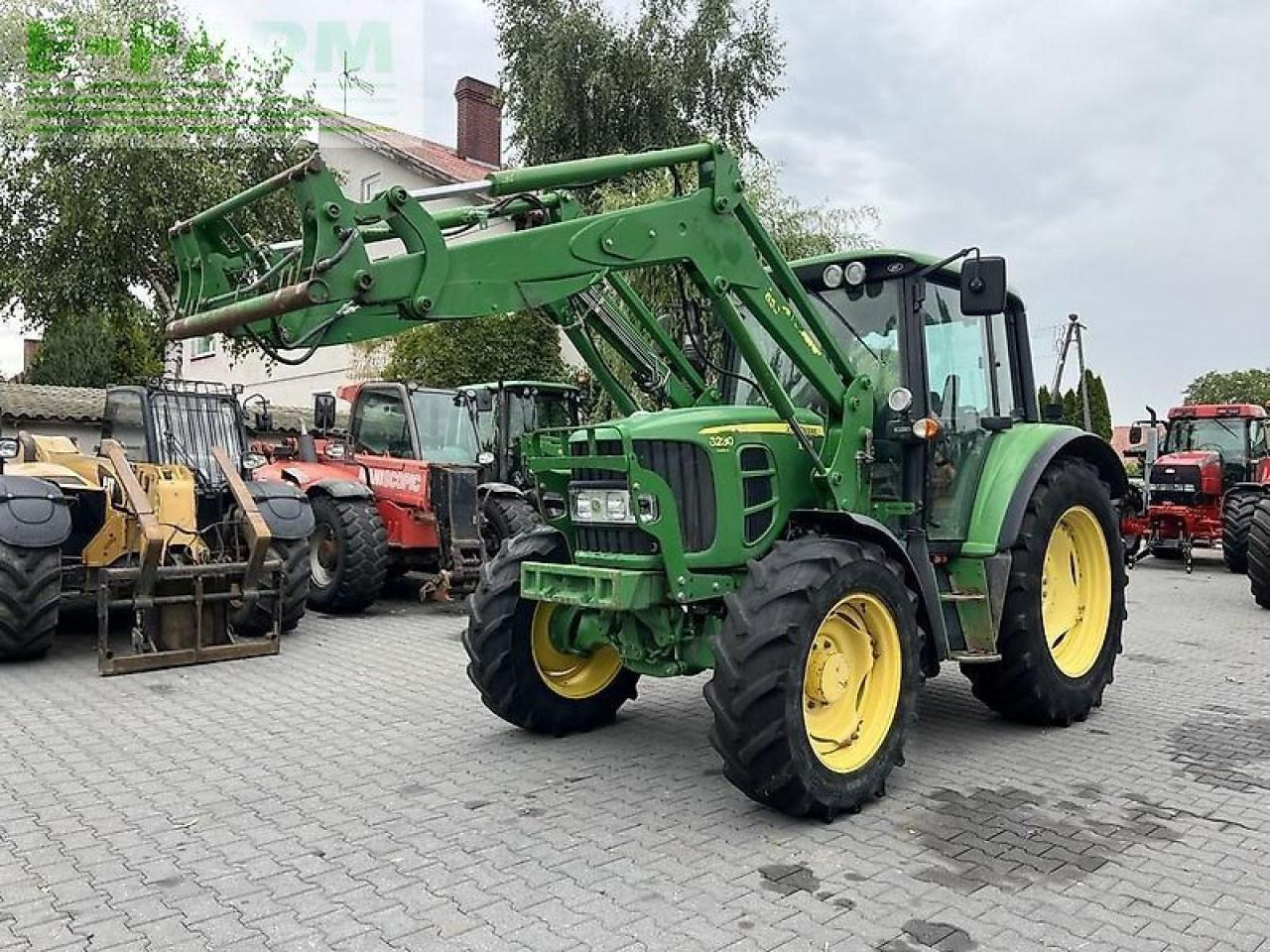John Deere 6230 premium tls + john deere 653 - Tracteur agricole: photos 1 John Deere 6230 premium tls + john deere 653 - Tracteur agricole: photos 1