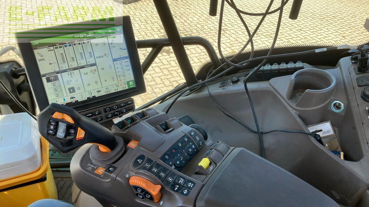 Tracteur agricole John Deere 6250R: photos 12