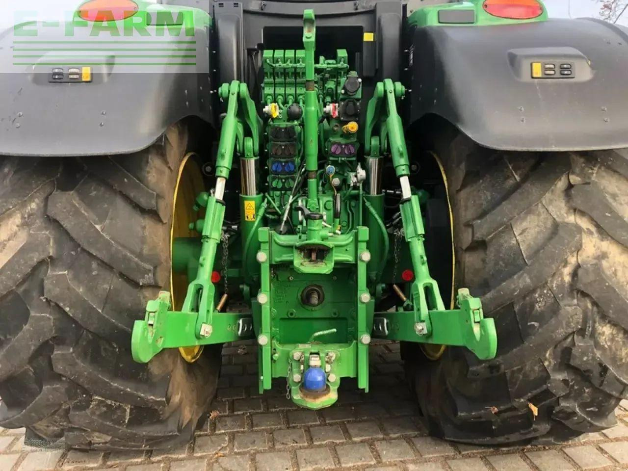 Tracteur agricole John Deere 6250r: photos 8