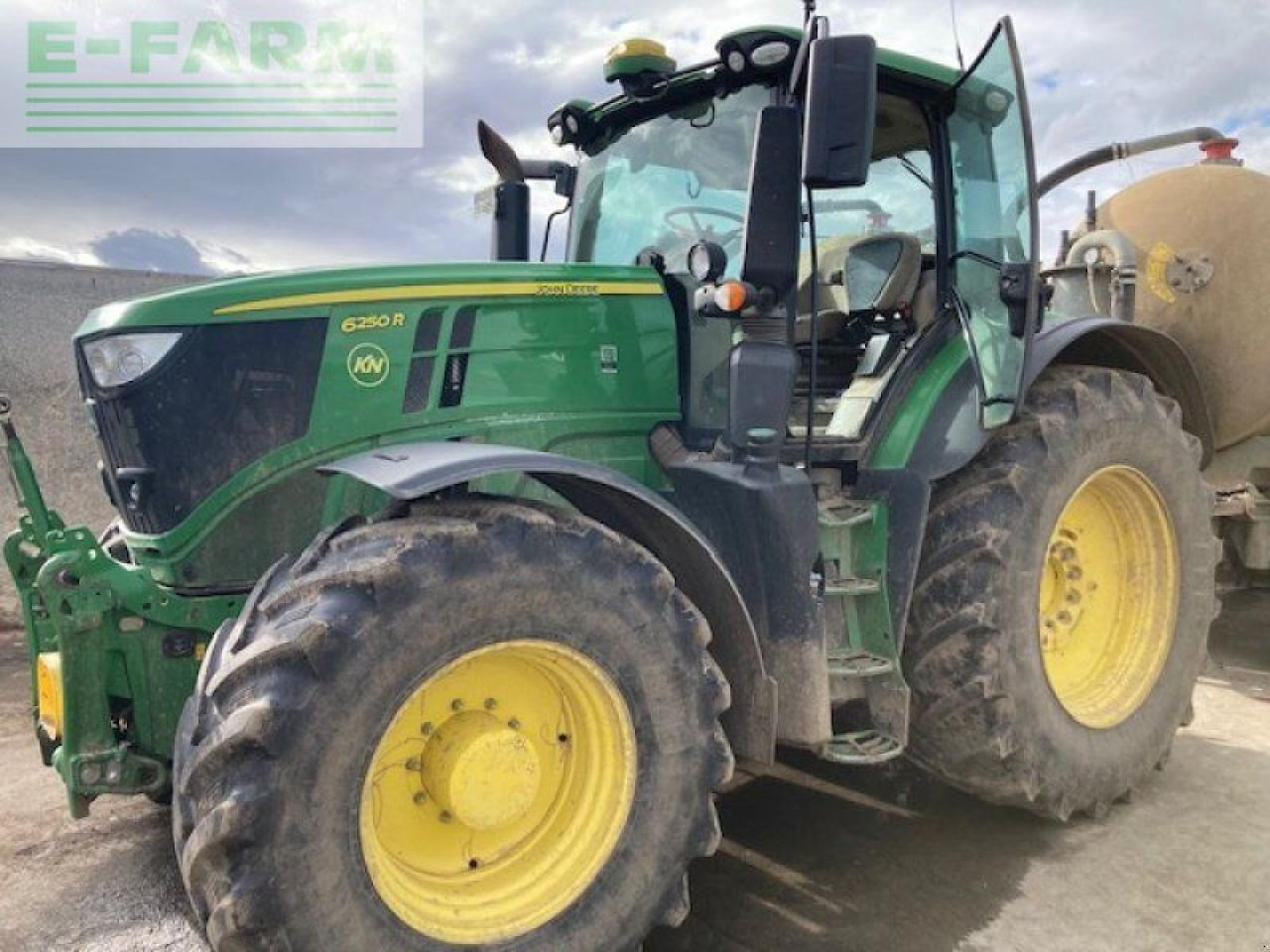 John Deere 6250r - Tracteur agricole: photos 1 John Deere 6250r - Tracteur agricole: photos 1