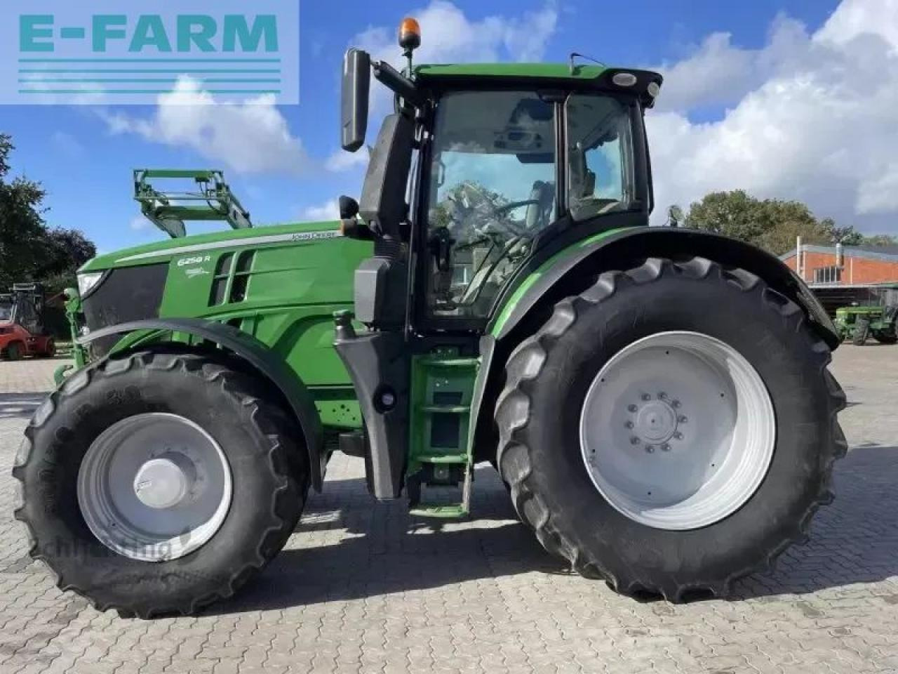 John Deere 6250r - Tracteur agricole: photos 2 John Deere 6250r - Tracteur agricole: photos 2