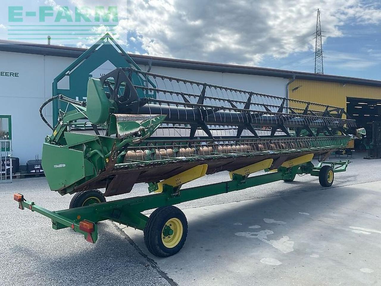 John Deere 630 premium flow - Accessoire aux ensileuses: photos 3 John Deere 630 premium flow - Accessoire aux ensileuses: photos 3