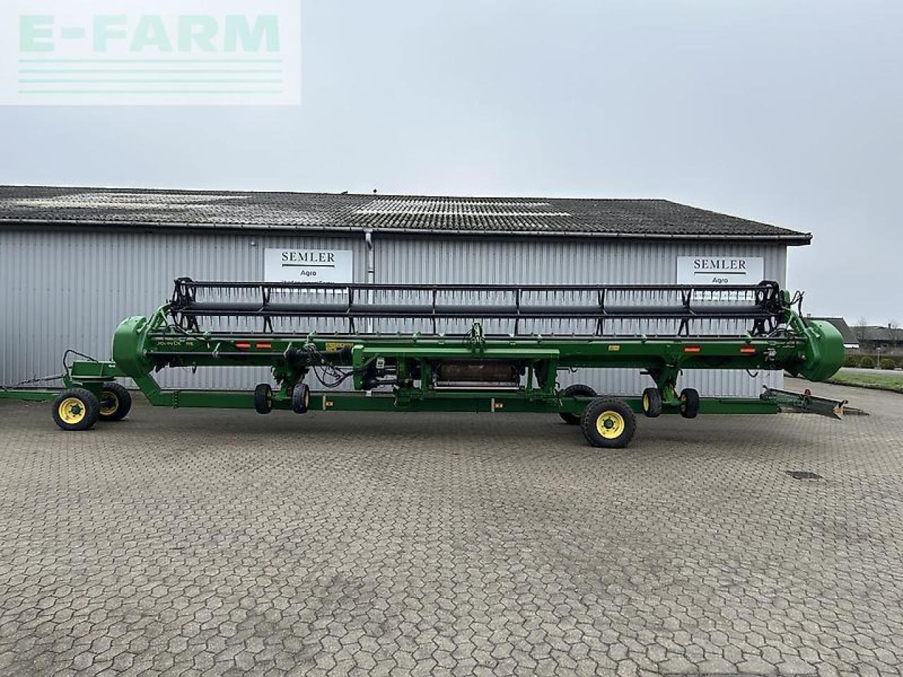 John Deere 635d - Accessoire aux ensileuses: photos 1 John Deere 635d - Accessoire aux ensileuses: photos 1