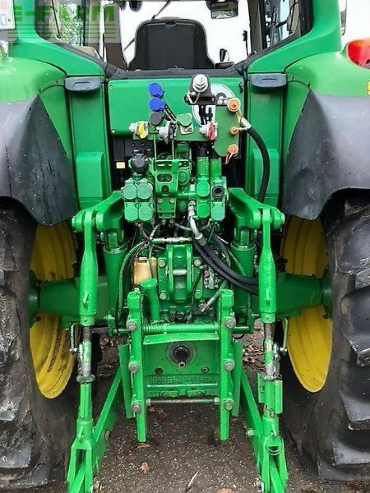 Tracteur agricole John Deere 6820 premium: photos 6 Tracteur agricole John Deere 6820 premium: photos 6