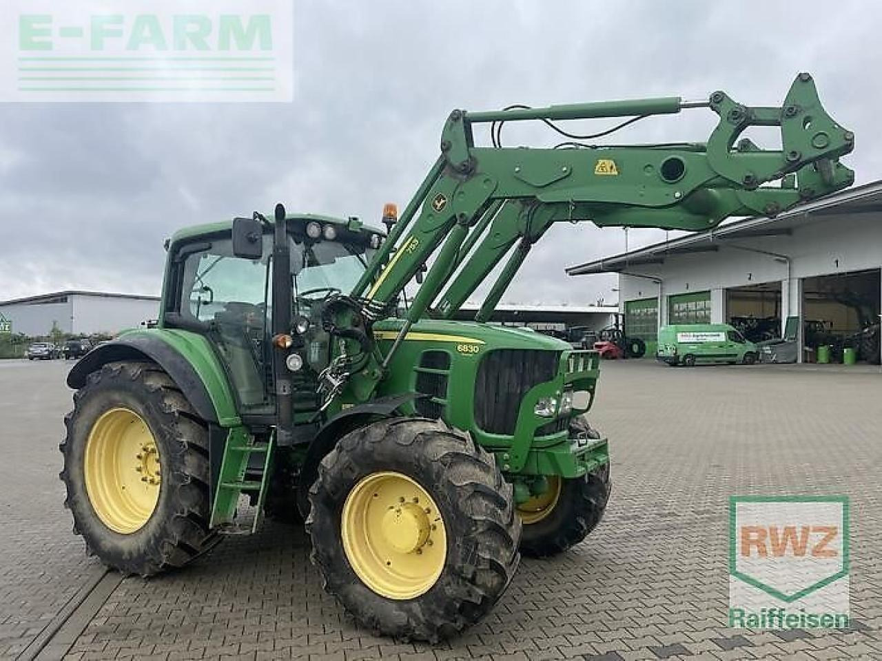 John Deere 6830 Premium - Tracteur agricole: photos 4 John Deere 6830 Premium - Tracteur agricole: photos 4