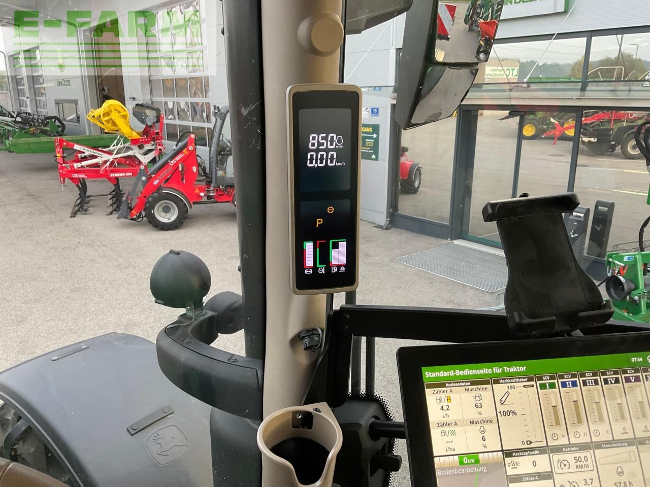 Tracteur agricole John Deere 6R 215: photos 33