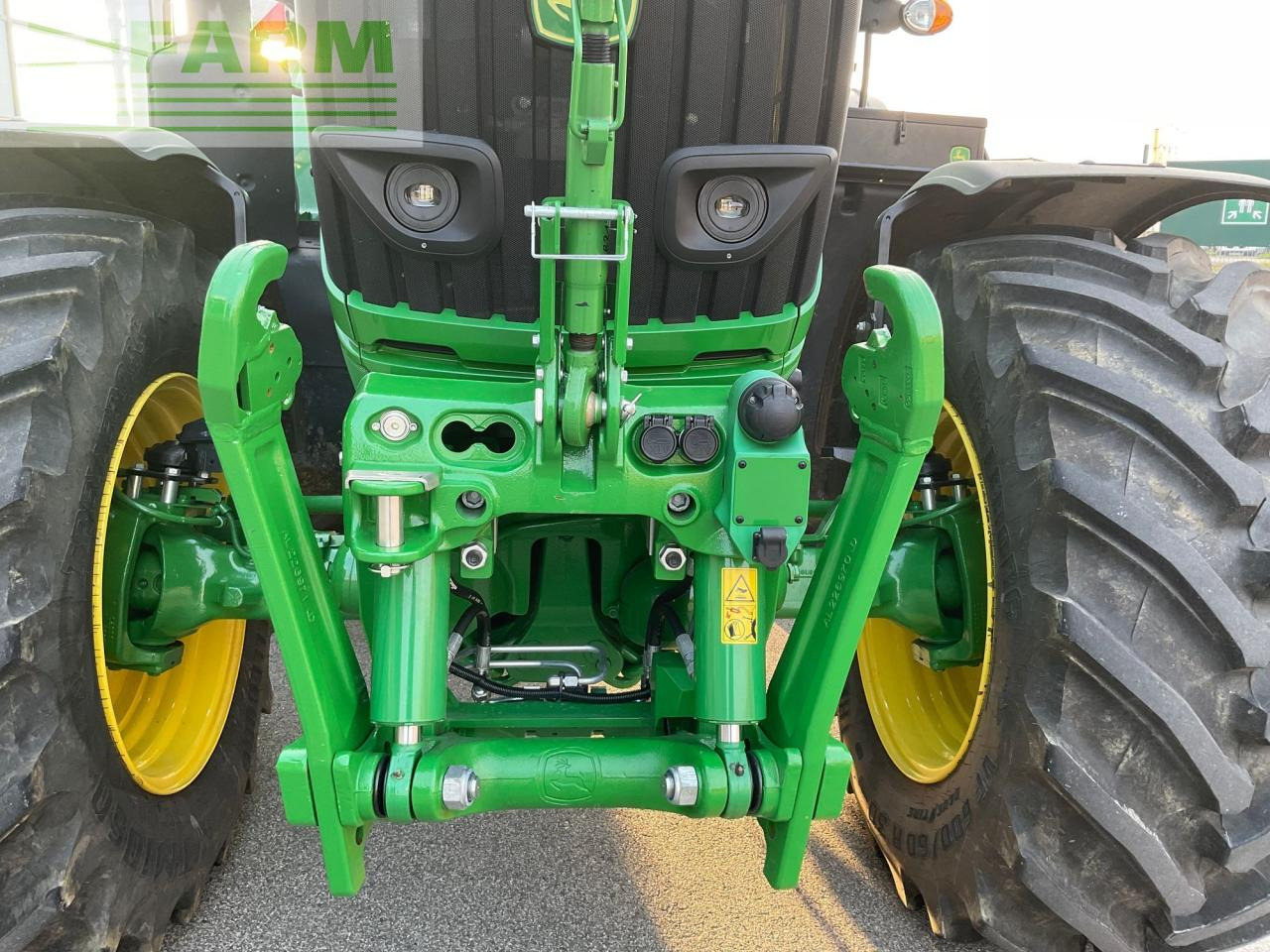 Tracteur agricole John Deere 6R 215: photos 34