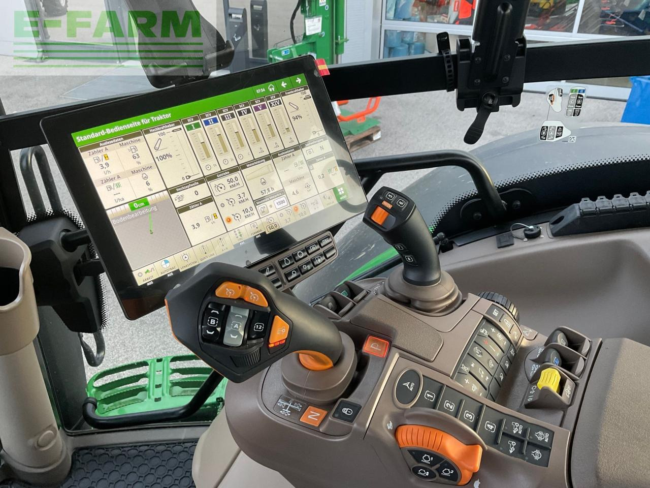 Tracteur agricole John Deere 6R 215: photos 22