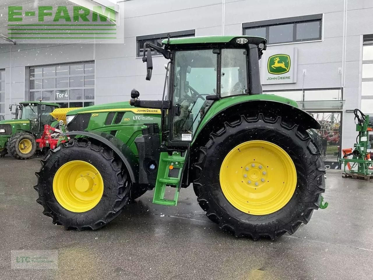 Tracteur agricole John Deere 6m 150: photos 9