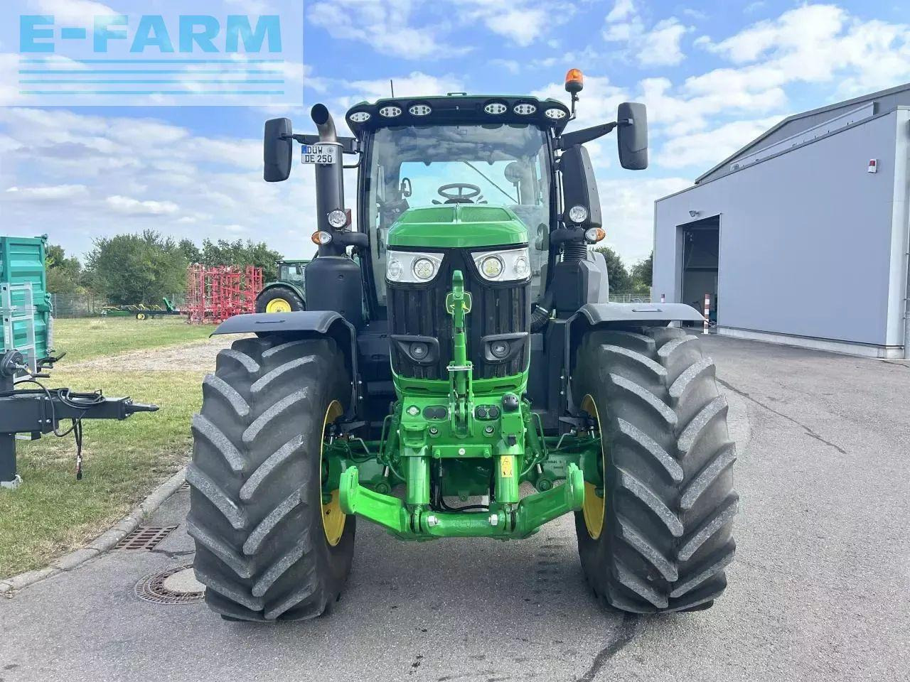 John Deere 6r 250 - Tracteur agricole: photos 3 John Deere 6r 250 - Tracteur agricole: photos 3