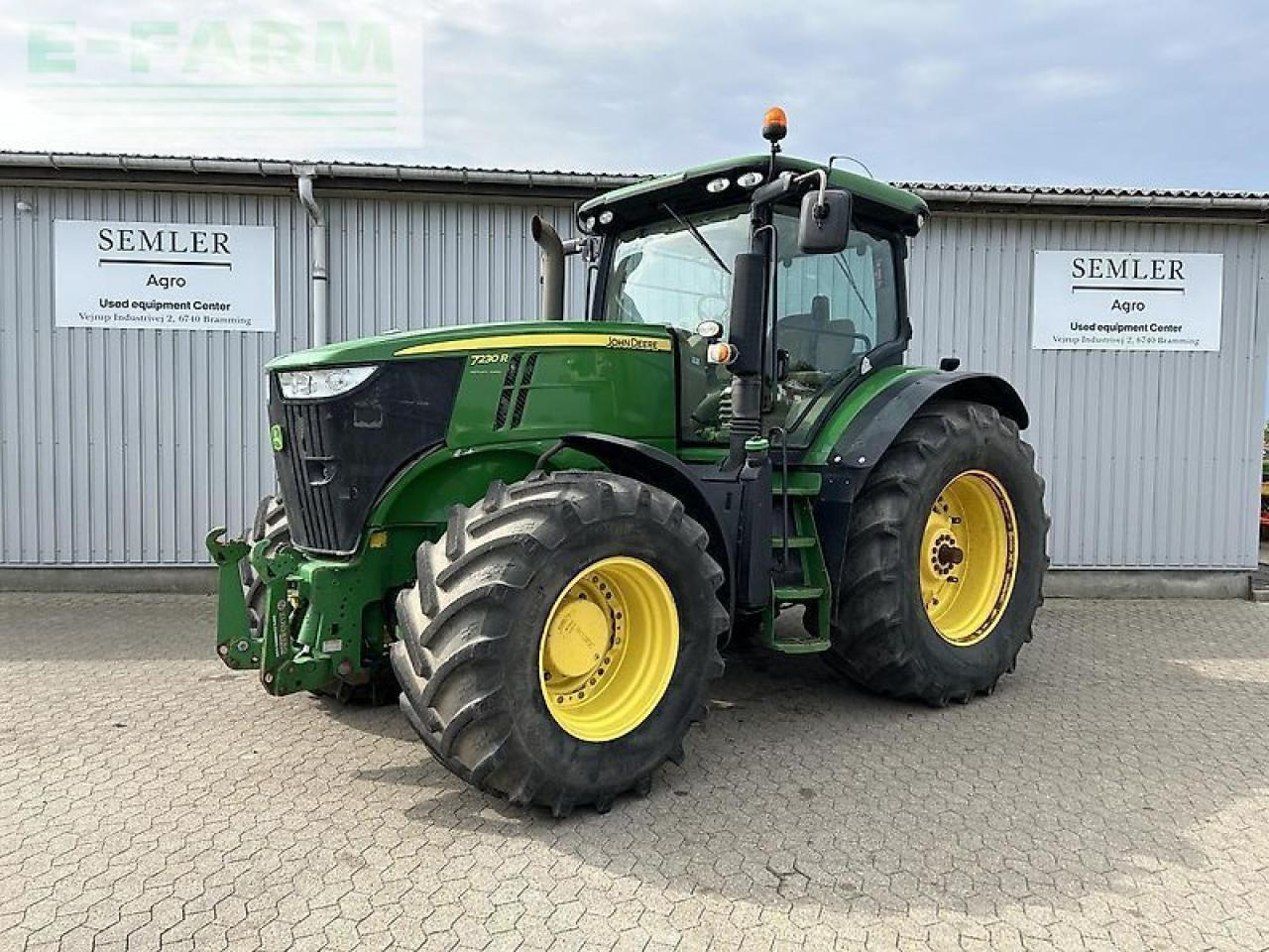 John Deere 7230r - Tracteur agricole: photos 1 John Deere 7230r - Tracteur agricole: photos 1