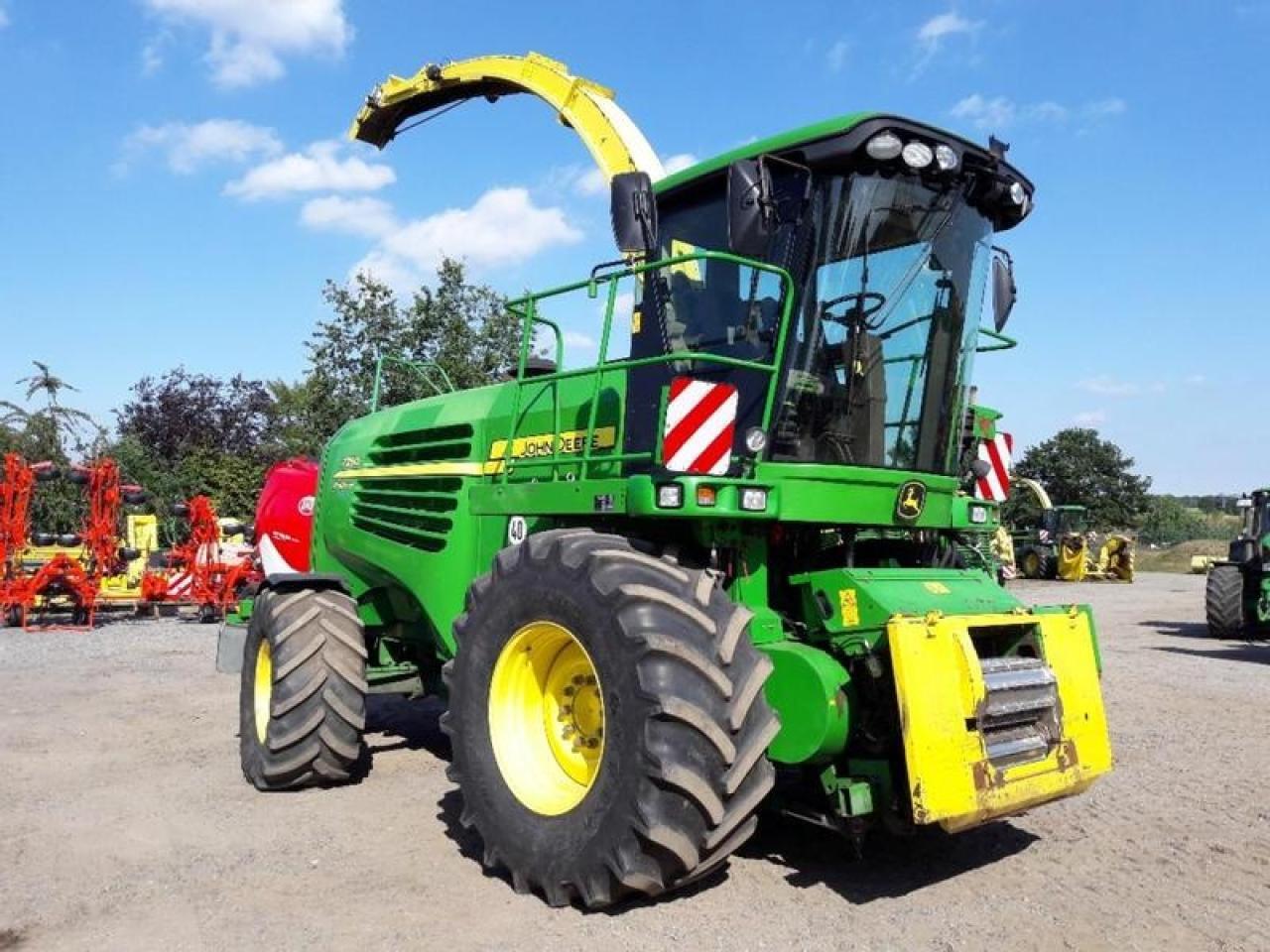 John Deere 7350 ohne vorsatz - Ensileuse: photos 1 John Deere 7350 ohne vorsatz - Ensileuse: photos 1