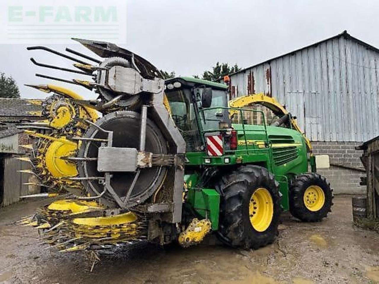 John Deere 7750 i - Ensileuse: photos 1 John Deere 7750 i - Ensileuse: photos 1