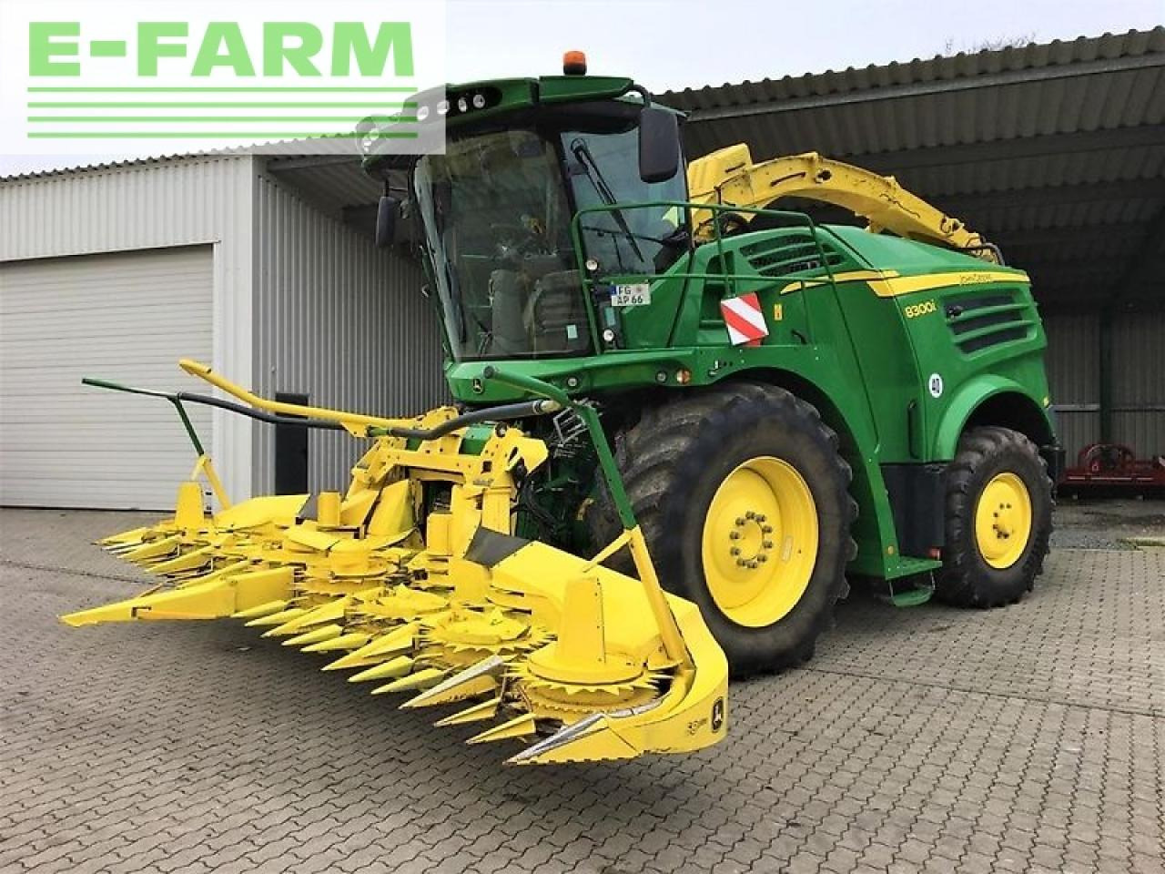 John Deere 8300i mit kemper 360+ & 639 pickup - Ensileuse: photos 1 John Deere 8300i mit kemper 360+ & 639 pickup - Ensileuse: photos 1