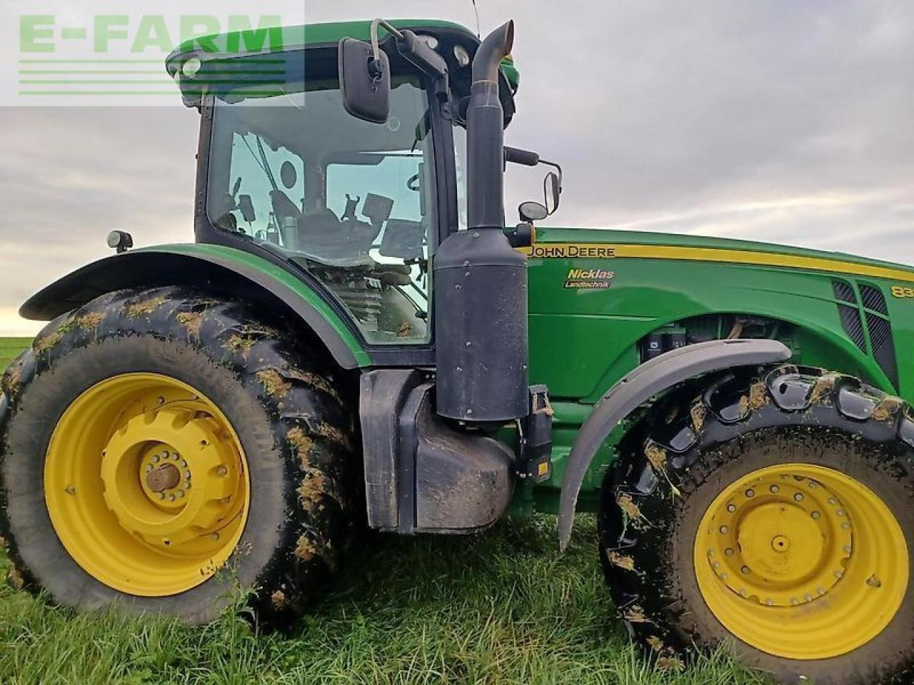 John Deere 8335r - Tracteur agricole: photos 2 John Deere 8335r - Tracteur agricole: photos 2