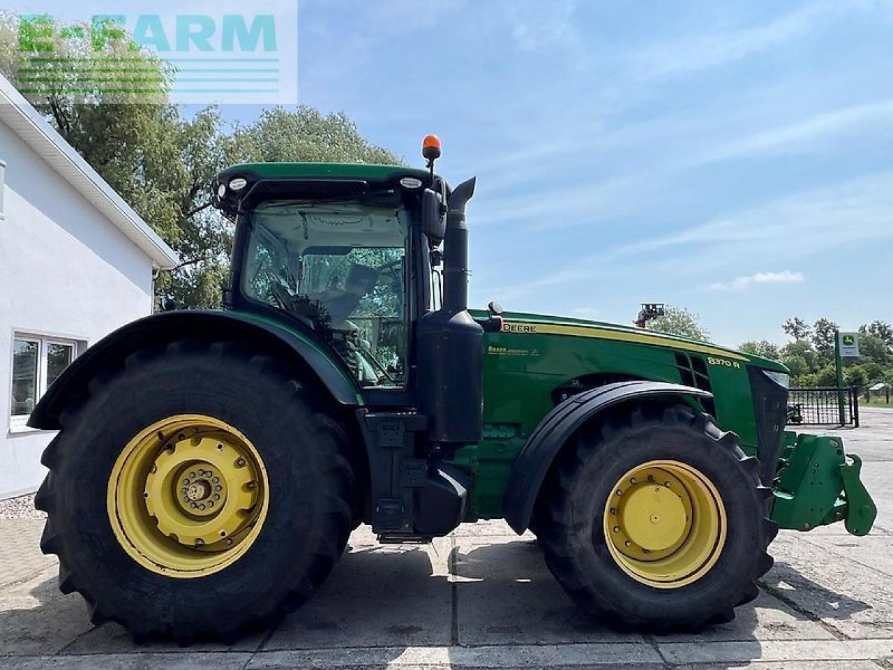 John Deere 8370r e23 *motor bei 6500bh neu* - Tracteur agricole: photos 2 John Deere 8370r e23 *motor bei 6500bh neu* - Tracteur agricole: photos 2
