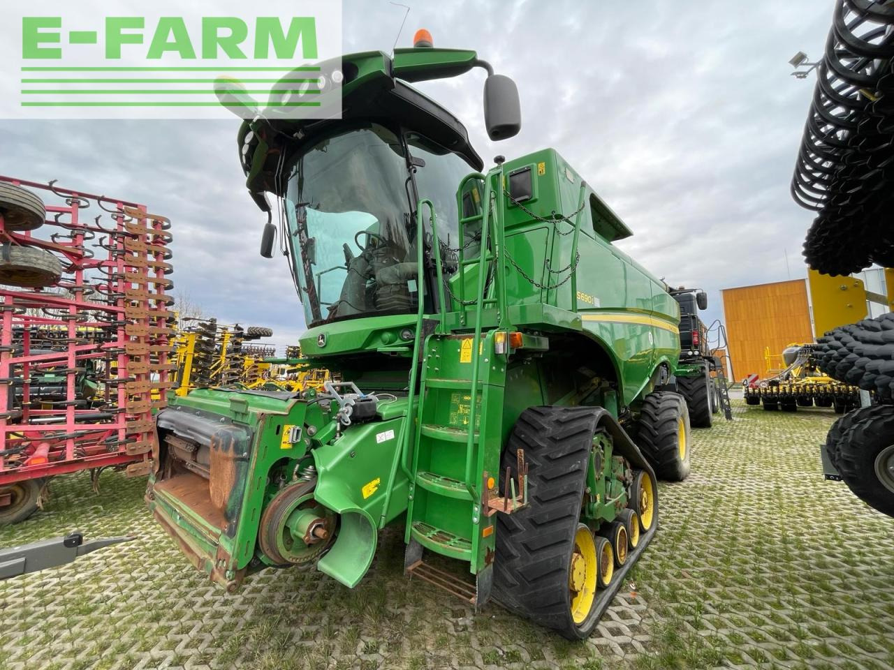John Deere S690i - Moissonneuse-batteuse: photos 2 John Deere S690i - Moissonneuse-batteuse: photos 2