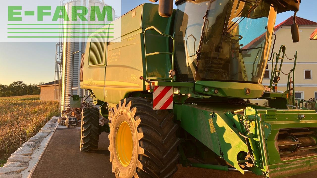John Deere T550 HM - Moissonneuse-batteuse: photos 4 John Deere T550 HM - Moissonneuse-batteuse: photos 4