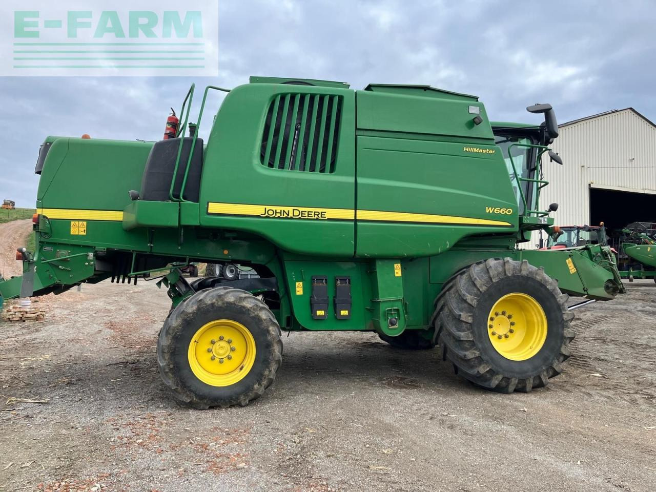 John Deere W660 HM - Moissonneuse-batteuse: photos 3 John Deere W660 HM - Moissonneuse-batteuse: photos 3