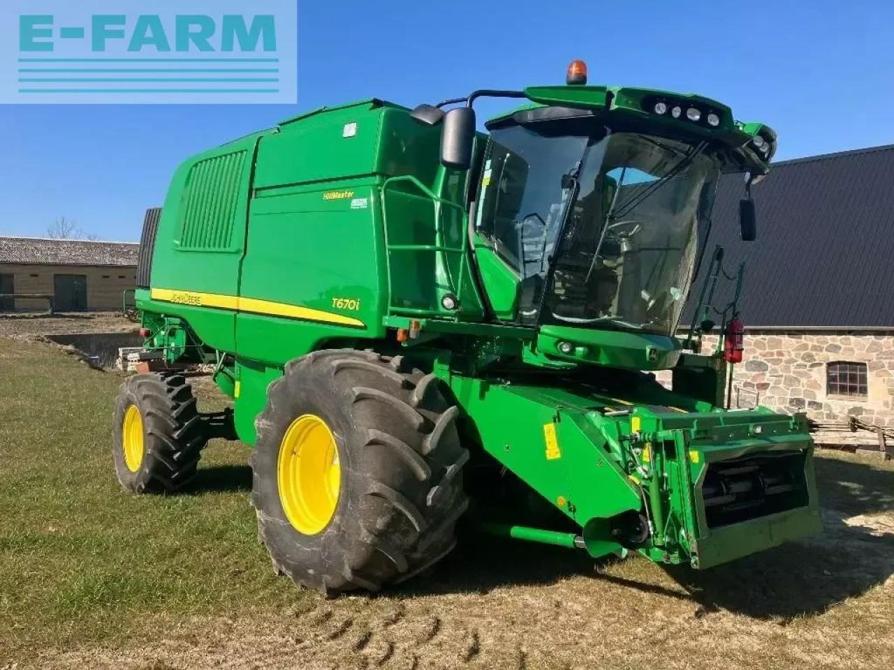 John Deere hillmaster 670l - Moissonneuse-batteuse: photos 1 John Deere hillmaster 670l - Moissonneuse-batteuse: photos 1