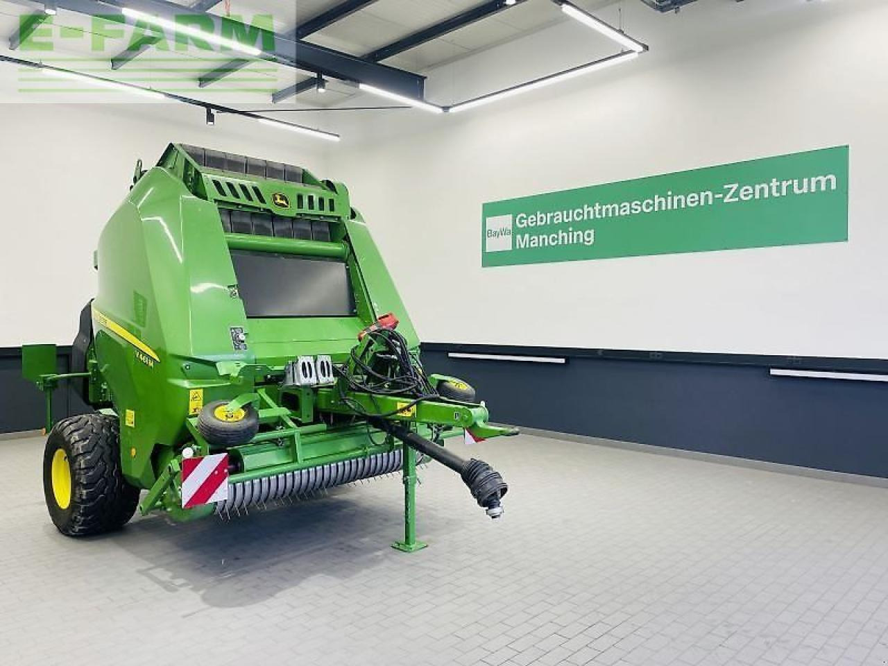 John Deere v461m - Presse à balles cubiques: photos 1 John Deere v461m - Presse à balles cubiques: photos 1