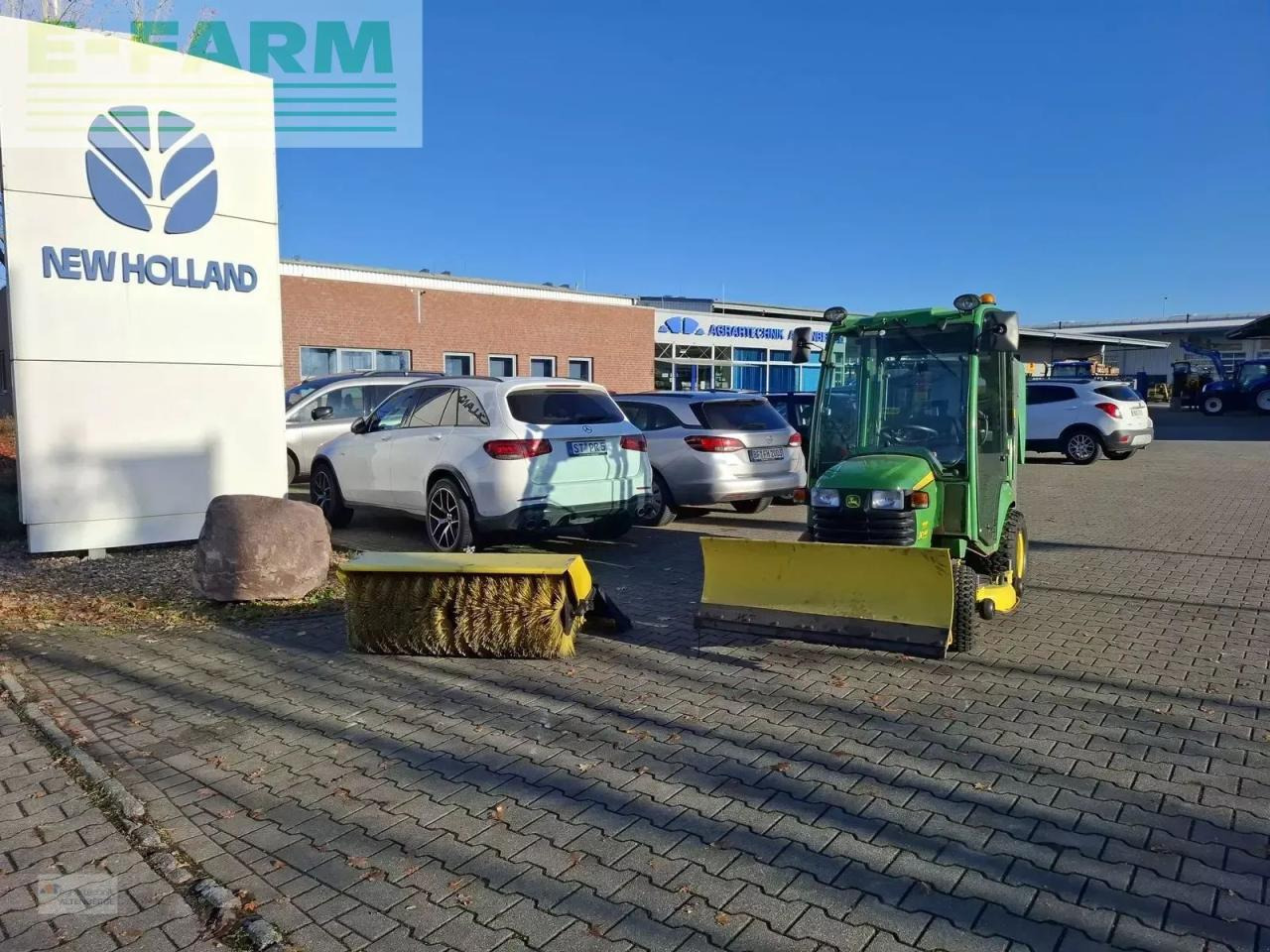 John Deere x 748 ultimate - Tracteur agricole: photos 3 John Deere x 748 ultimate - Tracteur agricole: photos 3