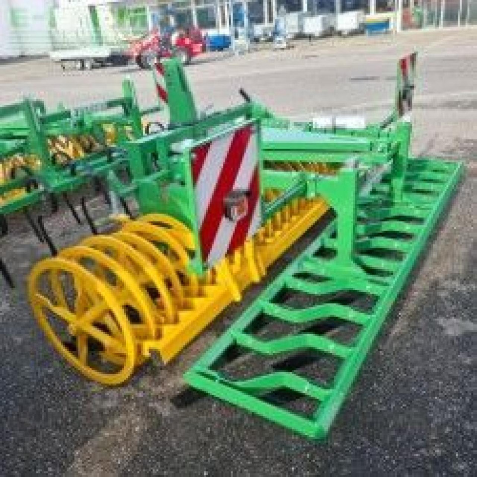 Kerner Frontpacker mit Messeregge - Cover crop: photos 5 Kerner Frontpacker mit Messeregge - Cover crop: photos 5