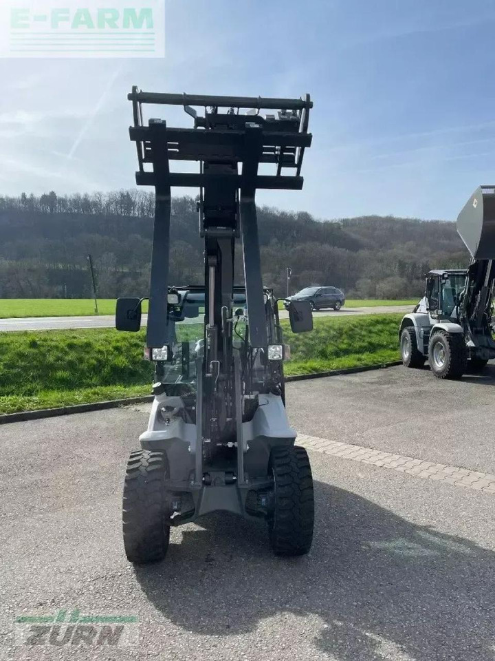 Kramer kl12.5 - Mini pelle: photos 4 Kramer kl12.5 - Mini pelle: photos 4