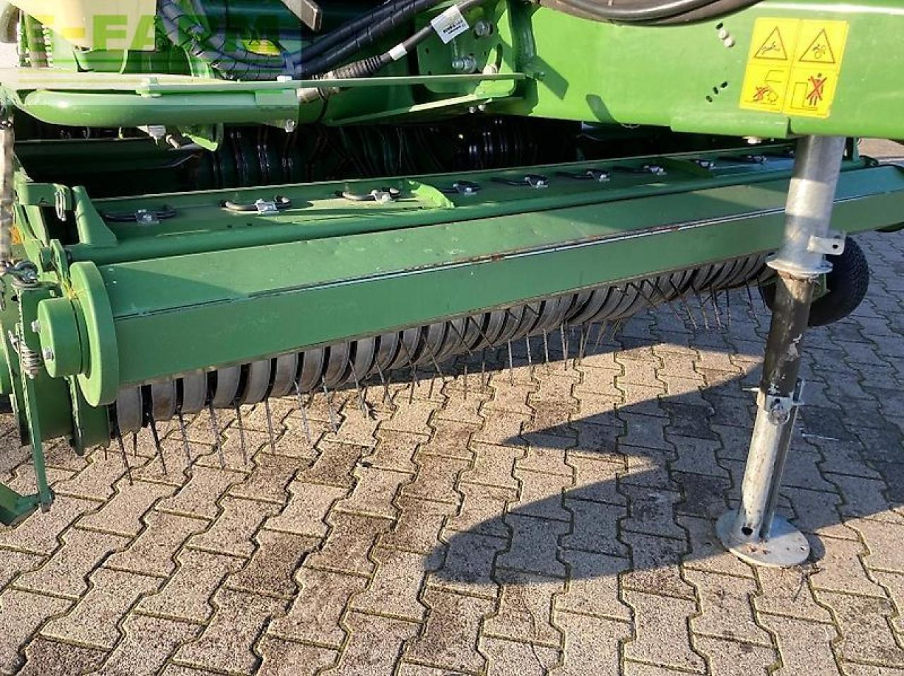 Krone comprima v 210 xc - Presse à balles cubiques: photos 5 Krone comprima v 210 xc - Presse à balles cubiques: photos 5