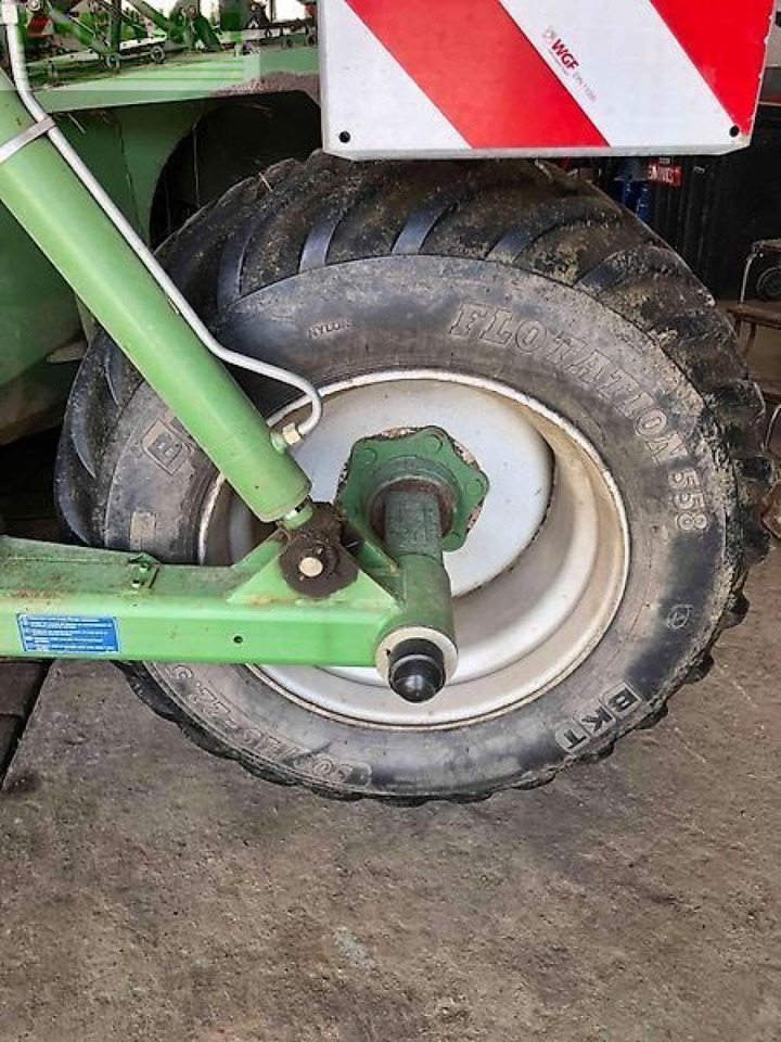 Krone easy cut 6210 cv - Faucheuse: photos 5 Krone easy cut 6210 cv - Faucheuse: photos 5