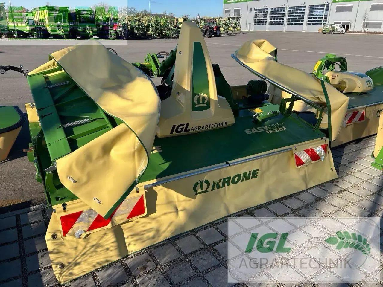 Krone easycut f 400 float - Faucheuse: photos 2 Krone easycut f 400 float - Faucheuse: photos 2