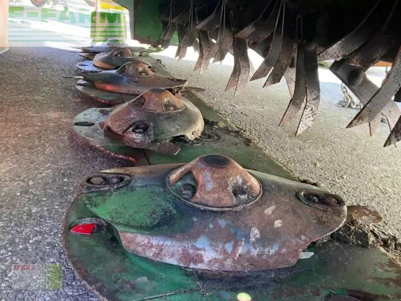 Krone easycut f320 cv - Faucheuse: photos 5 Krone easycut f320 cv - Faucheuse: photos 5