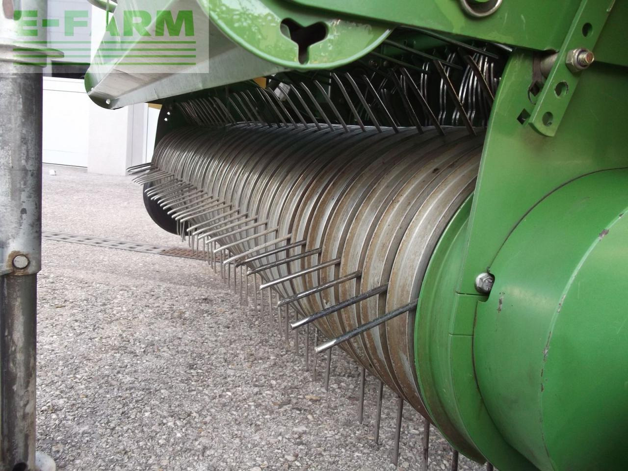 Krone fortima v 1500 multi cut - Presse à balles cubiques: photos 4 Krone fortima v 1500 multi cut - Presse à balles cubiques: photos 4