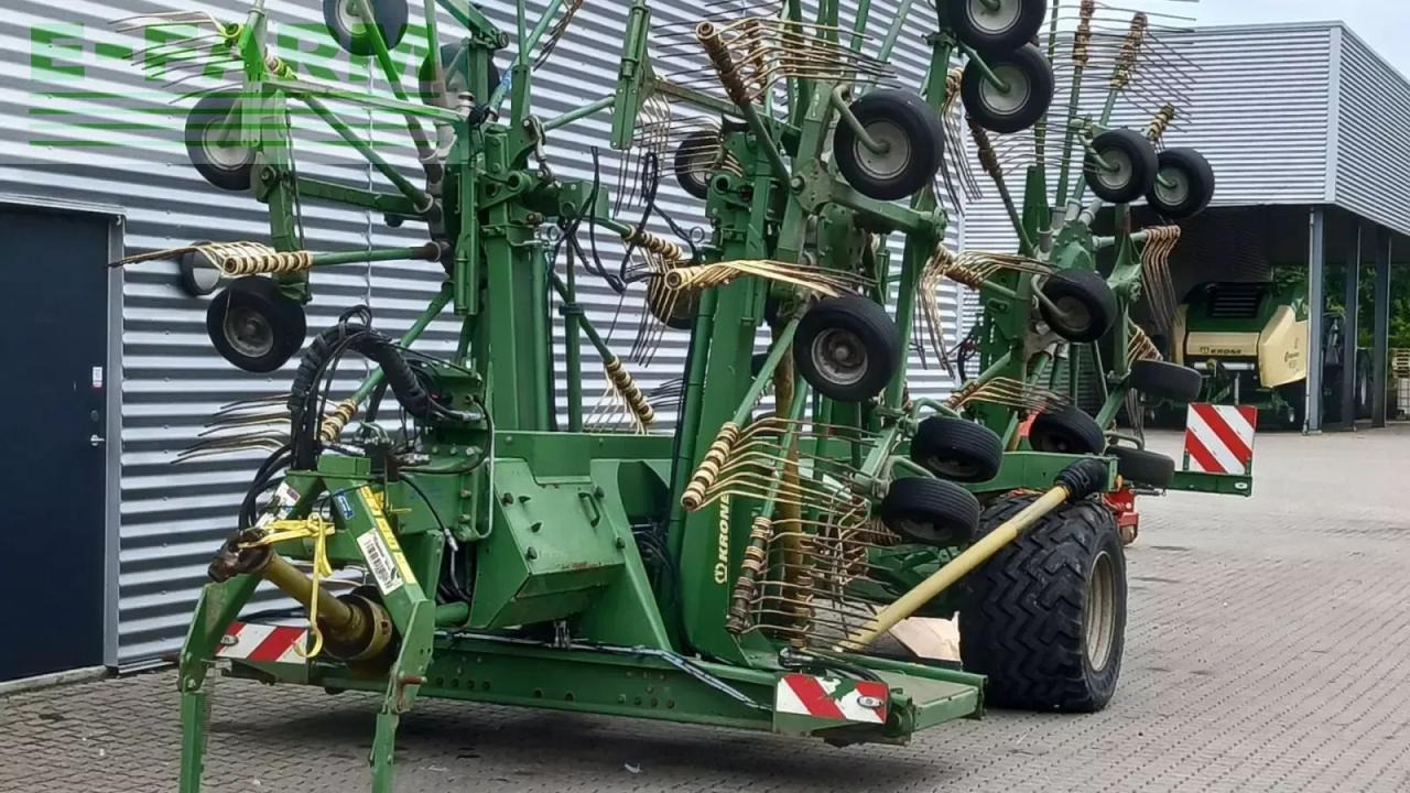 Krone swadro 1400 plus - Faneuse: photos 1 Krone swadro 1400 plus - Faneuse: photos 1