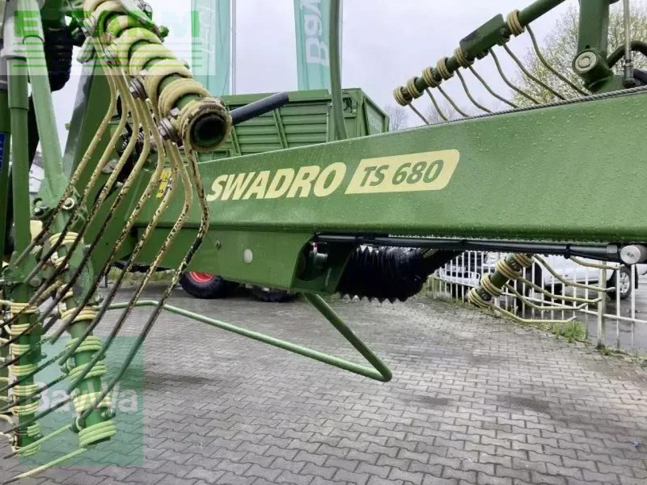 Krone swadro ts 680 - Faneuse: photos 5 Krone swadro ts 680 - Faneuse: photos 5
