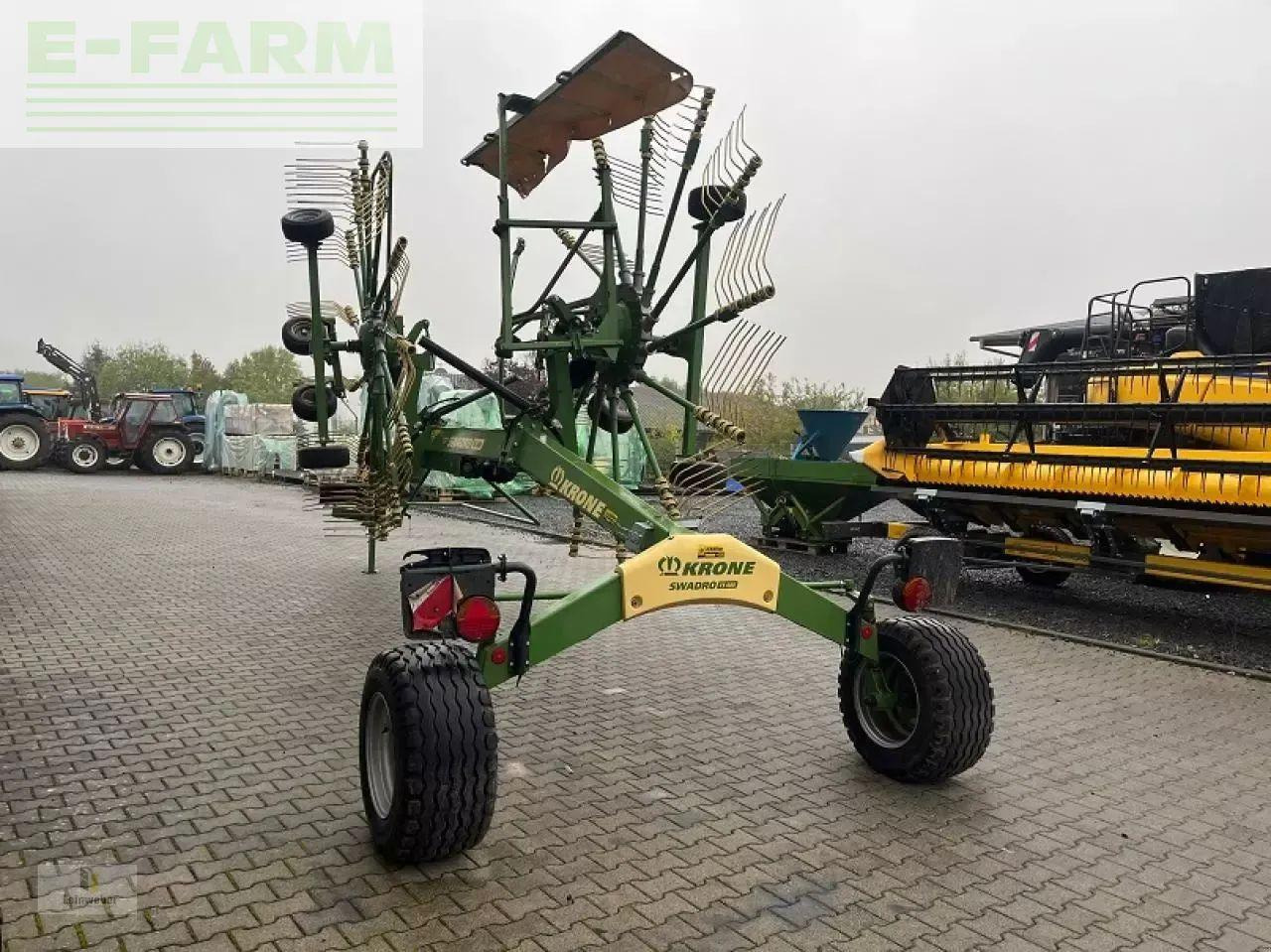 Krone swadro ts 680 - Faneuse: photos 4 Krone swadro ts 680 - Faneuse: photos 4