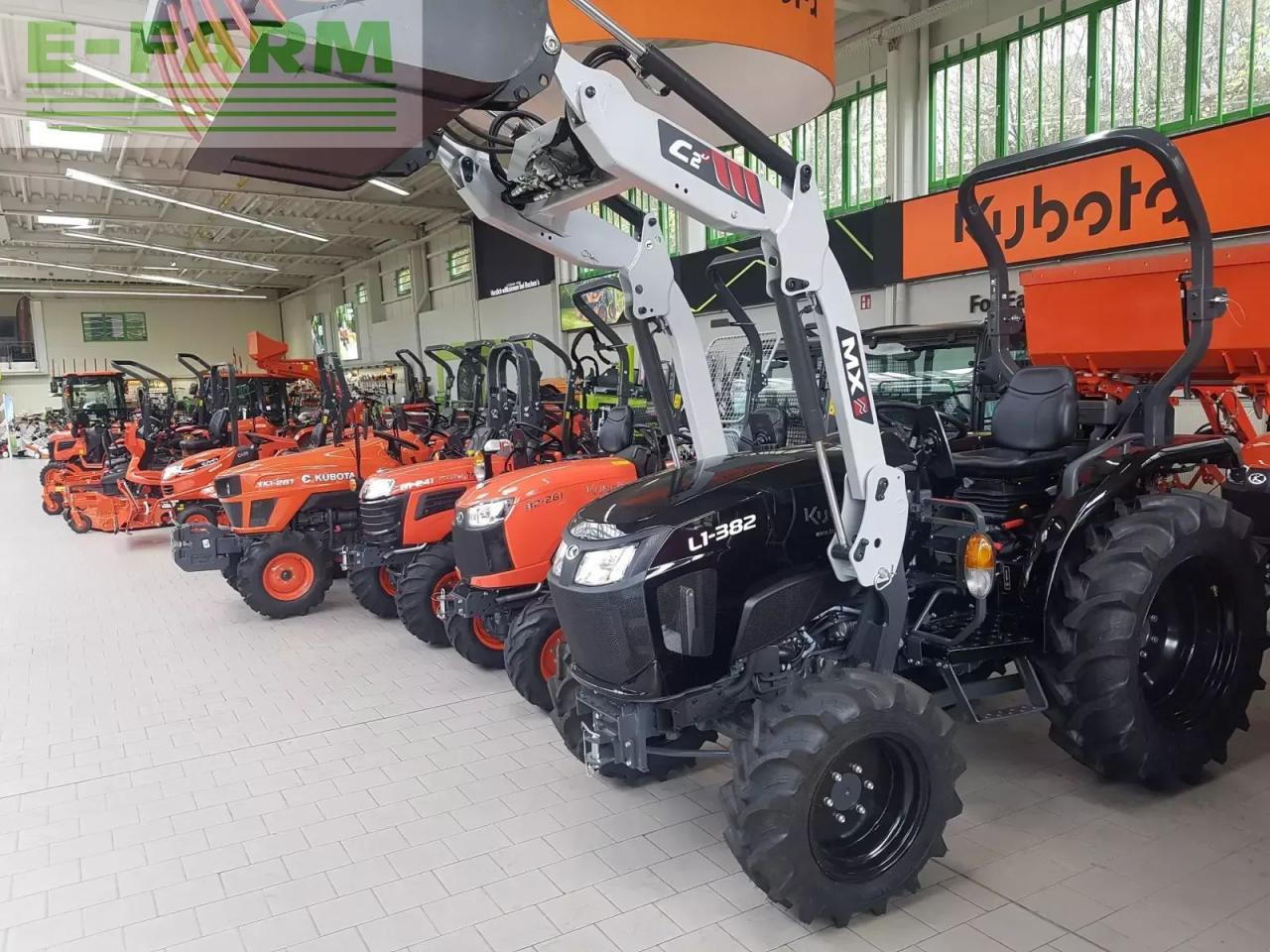 Tracteur agricole Kubota l1-382 hydrostat-sonderfarbe: photos 6 Tracteur agricole Kubota l1-382 hydrostat-sonderfarbe: photos 6