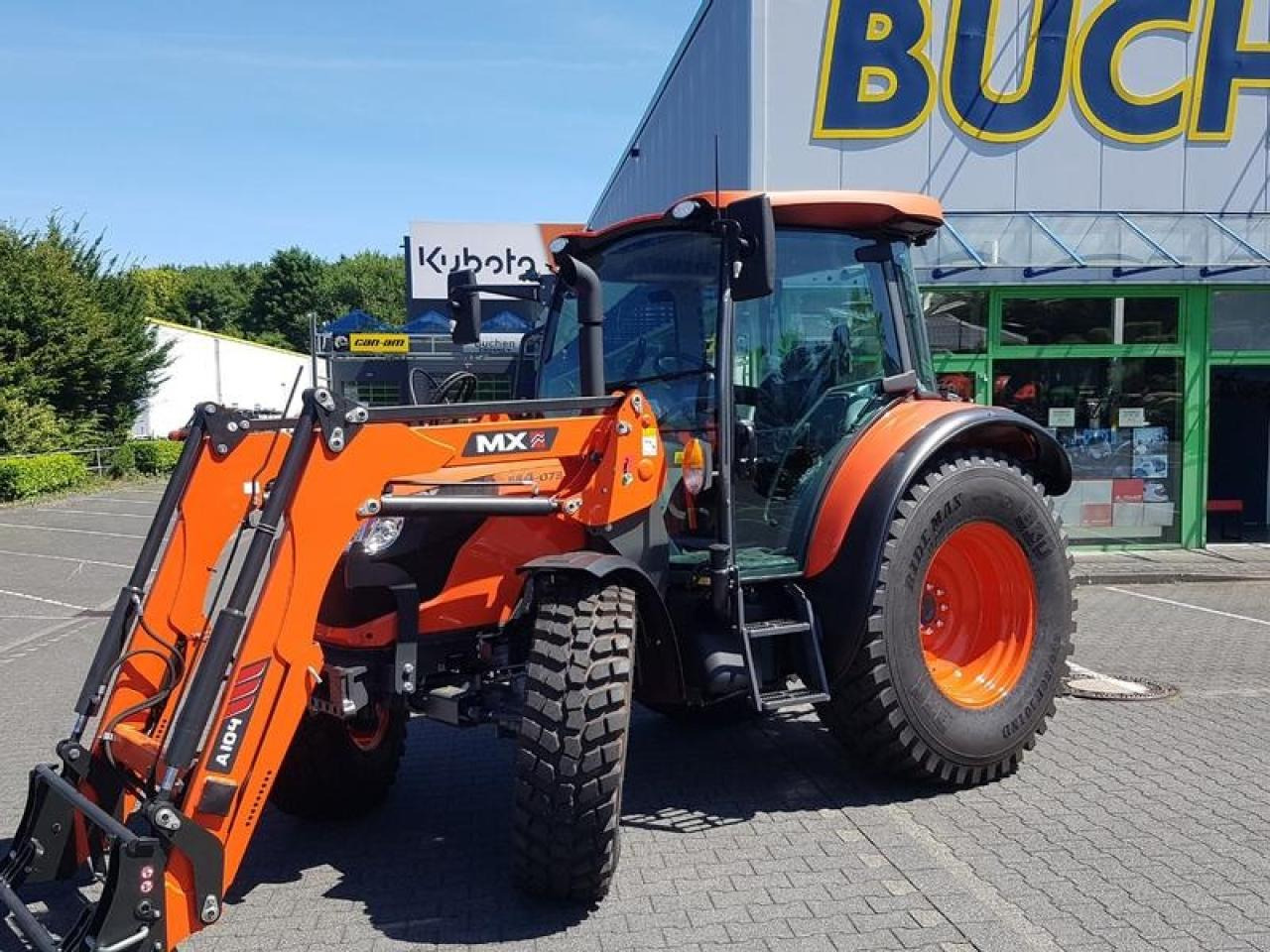 Kubota m4-073 cab 36x36 - Tracteur agricole: photos 3 Kubota m4-073 cab 36x36 - Tracteur agricole: photos 3