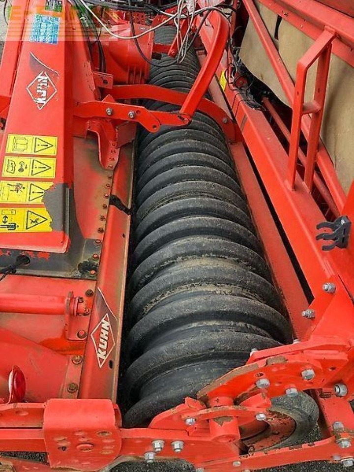 Kuhn combiliner 4m - Semoir: photos 3 Kuhn combiliner 4m - Semoir: photos 3