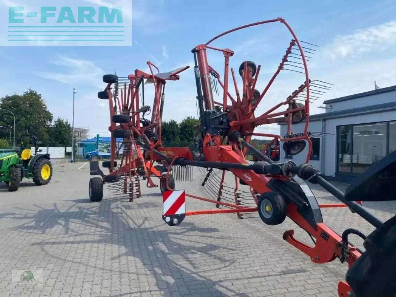 Kuhn ga 9030 - Faneuse: photos 2 Kuhn ga 9030 - Faneuse: photos 2