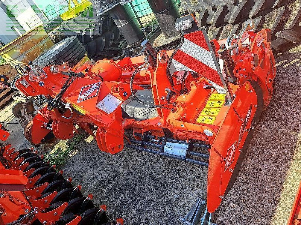 Kuhn hr3030 - Outils du sol: photos 1 Kuhn hr3030 - Outils du sol: photos 1