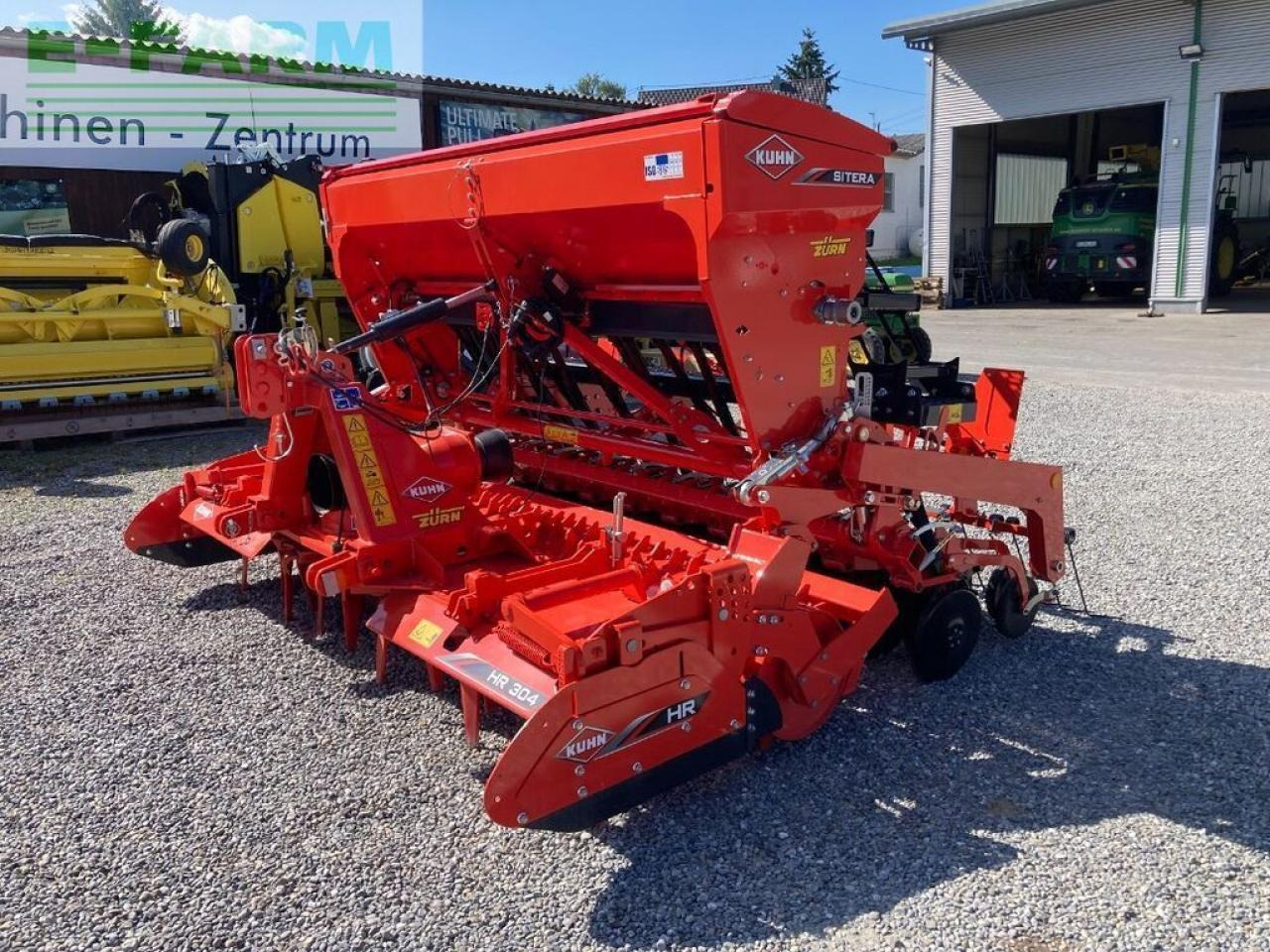 Kuhn hr304 d maxipacker - Semoir: photos 1 Kuhn hr304 d maxipacker - Semoir: photos 1